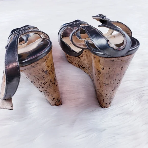 Christian Louboutin Marina Liege wedges - Picture 6 of 14